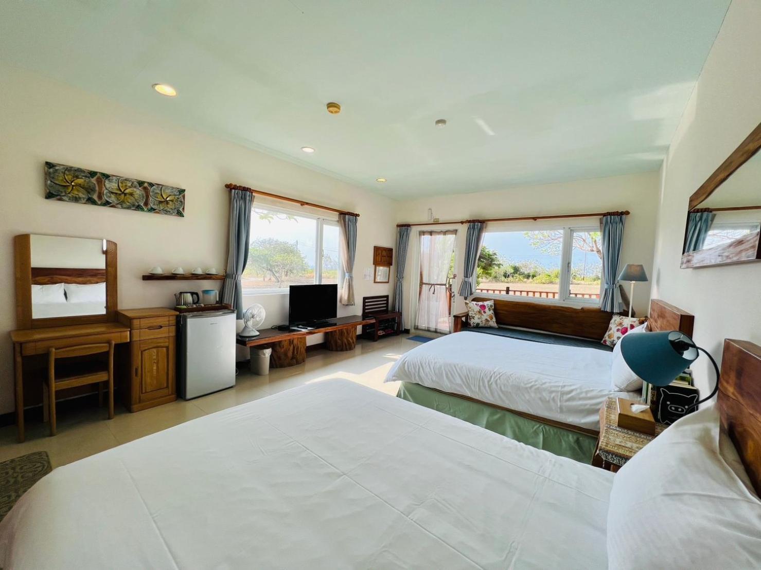 Kenting Comic B&B&Spring ย่านเมืองเก่าเฮ้งชุน ภายนอก รูปภาพ